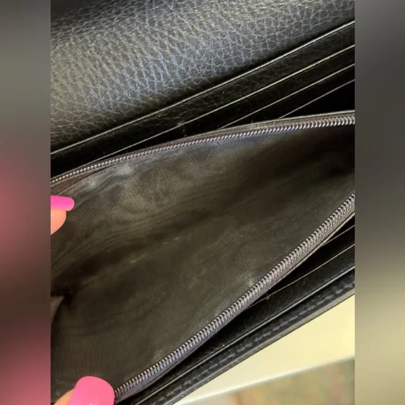 Gucci Black Pebbled Leather Wallet - Picture 10 of 13